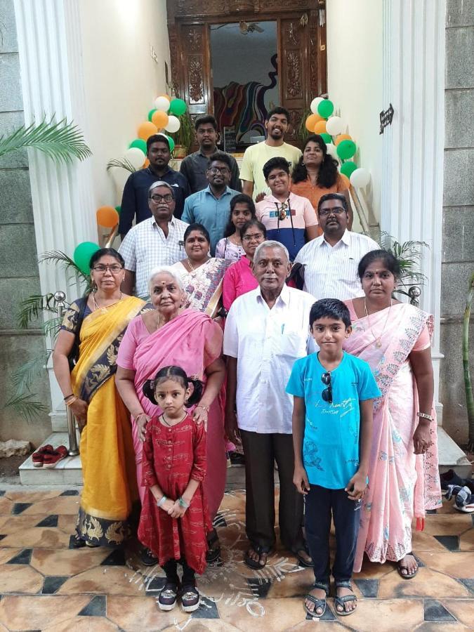 Kygo Hostels Hyderabad Bagian luar foto
